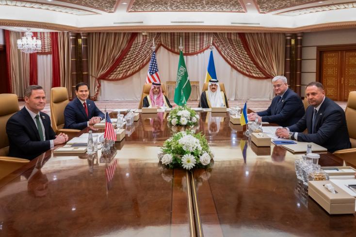 Ukraine – États-Unis : Une rencontre sous haute tension à Jeddah