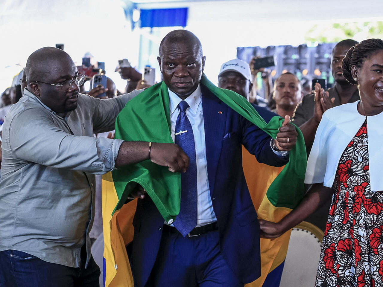 Présidentielle 2025 : Brice Clotaire Oligui Nguema félicité par plusieurs chefs d’État à l’international