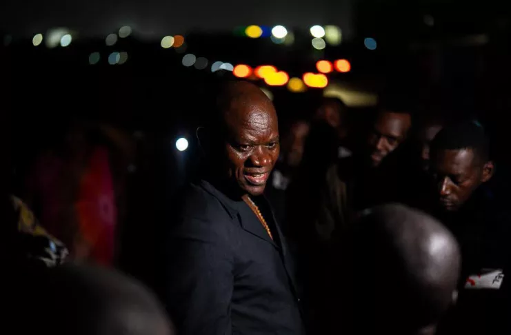 Gabon : le président Oligui Nguema face aux sinistrés de Plaine-Orety – un geste de proximité au cœur de la tempête sociale