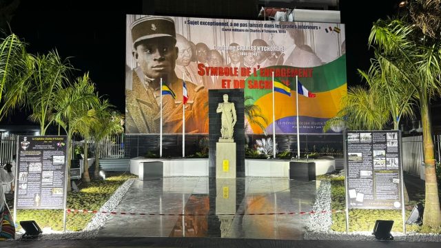 Mémoire : 85 ans après, la France honore le capitaine Charles N’Tchoréré, héros gabonais de la Seconde Guerre mondiale