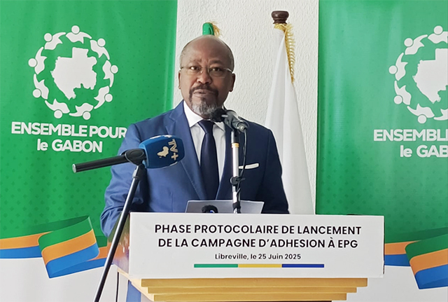 Gabon : Alain-Claude Bilie-By-Nze refuse de déposer son compte de campagne