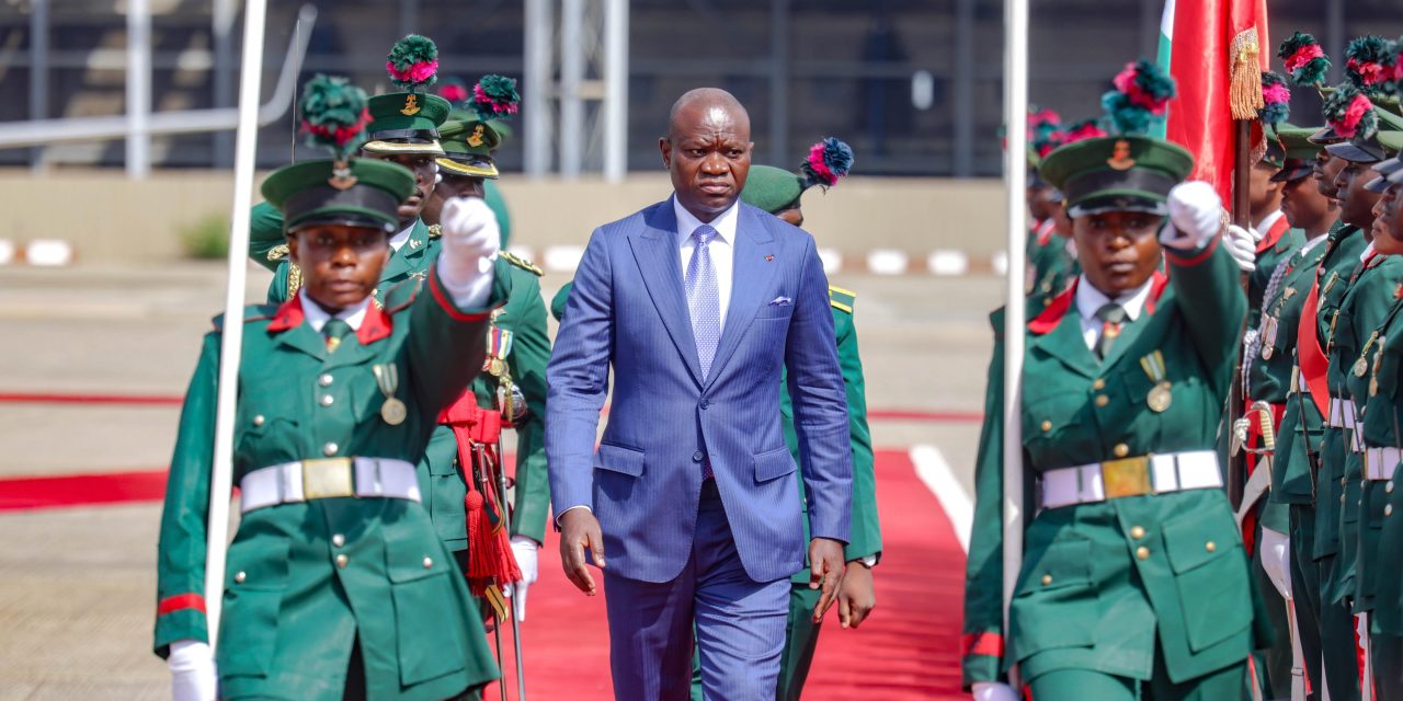 Gabon : le président Oligui Nguema à Abuja pour séduire les investisseurs
