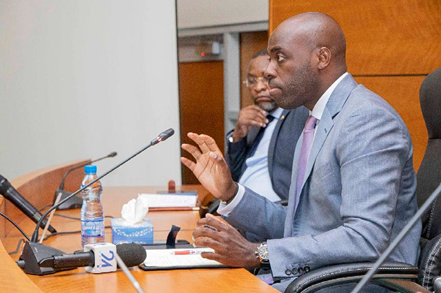 Économie numérique au Gabon : Mark Alexandre Doumba fixe le cap aux opérateurs télécoms