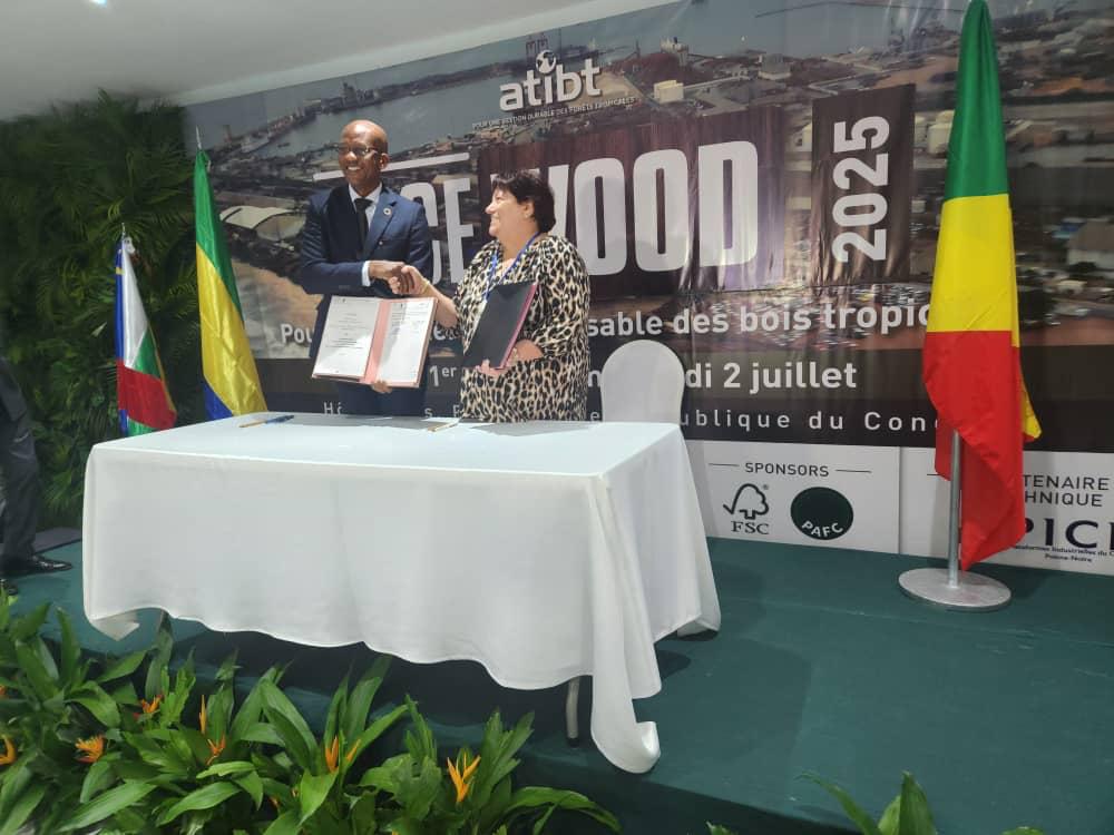 Gestion durable des forêts : le Gabon adhère à l’ATIBT pour renforcer la compétitivité de ses bois tropicaux