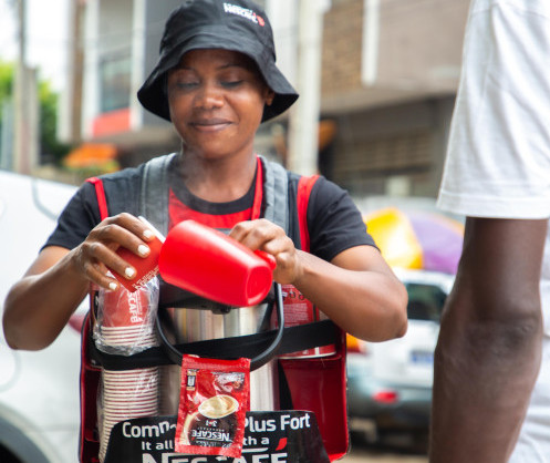 Libreville interdit la vente ambulante de café : cap sur l’assainissement urbain